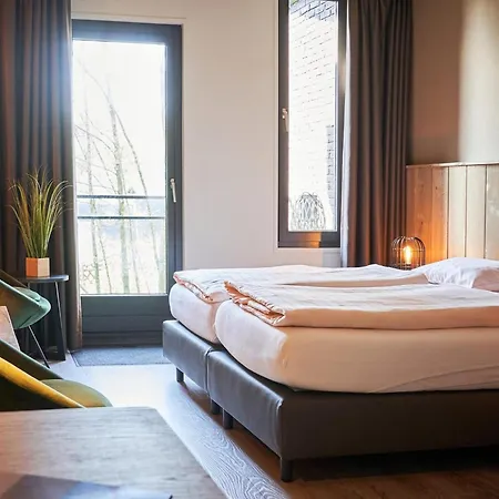 Forest Retreat In Hambachtal Boutique アパート