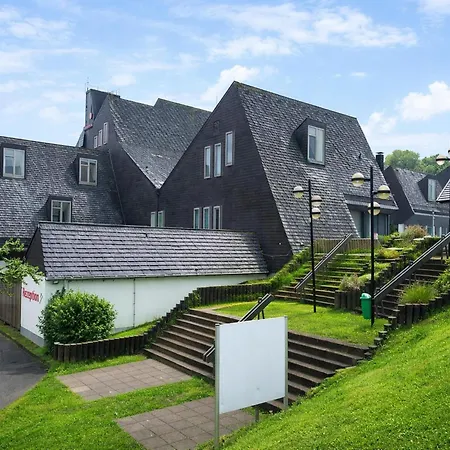 Forest Retreat In Hambachtal Boutique *