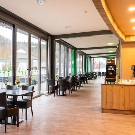 Forest Retreat In Hambachtal Boutique *