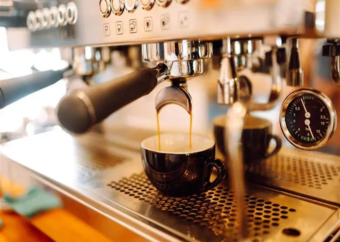 Forest Retreat In Hambachtal Boutique