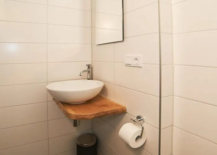 Forest Retreat In Hambachtal Boutique *